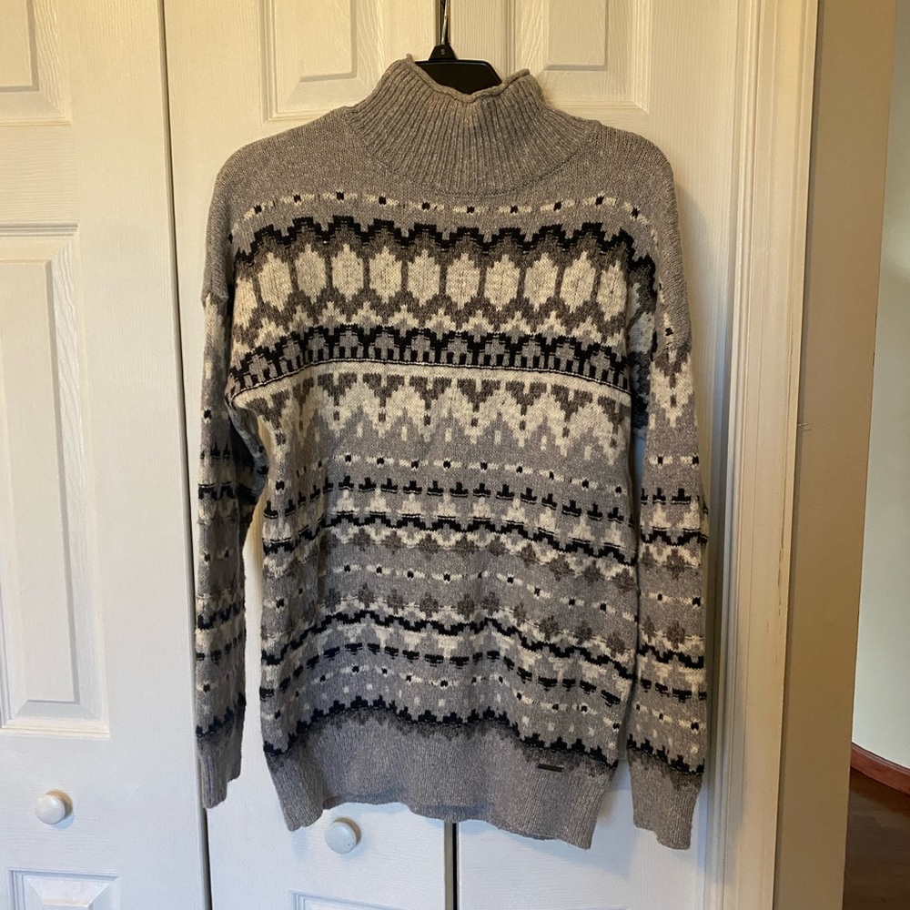 Abercrombie and Fitch mock neck fairisle sweater